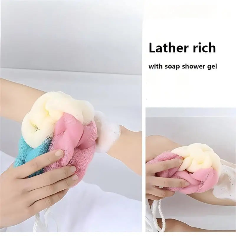Color Block Bath Scrubber